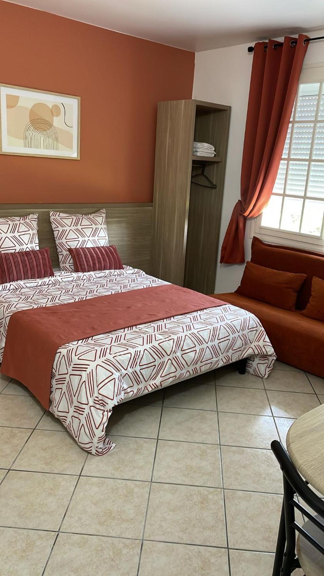 Appartement 4 , Disneyland - Parking Gratuit - Maison Des Platanes Meaux Ngoại thất bức ảnh